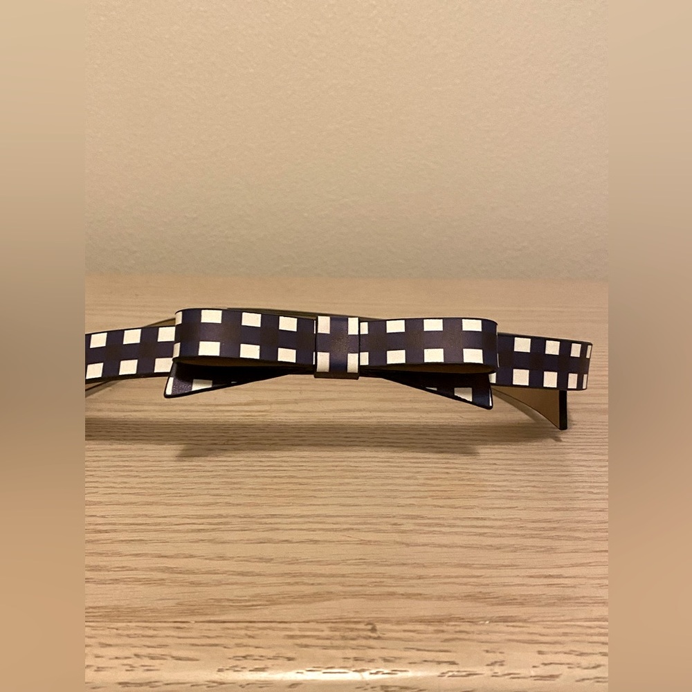 Kate spade ♠️ gingham belt size small NEVER WORN.